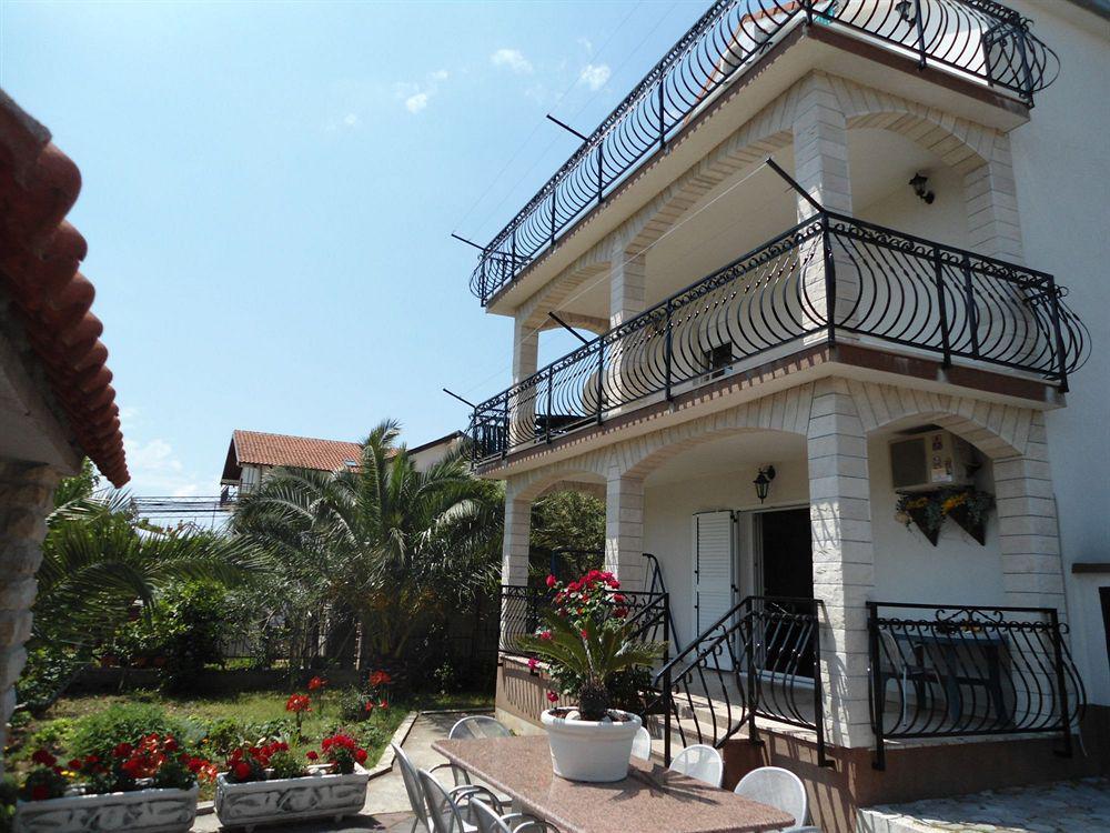ספליט Apartmani Slavica מראה חיצוני תמונה